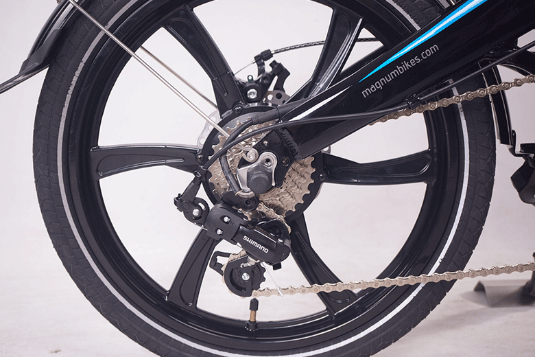 גלגלים של אופניים חשמליים אורקה מבית מגנום