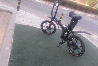 אופניים חשמליים איטלווין של מגנום למכירה במצב מעולה