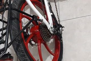 אופניים חשמליות של ג'אג'ר יד 2
